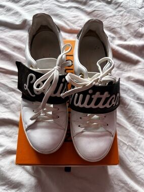 Louis Vuitton Streetwear Logo Strap Sneakers White Lace Up Women EU 36.5